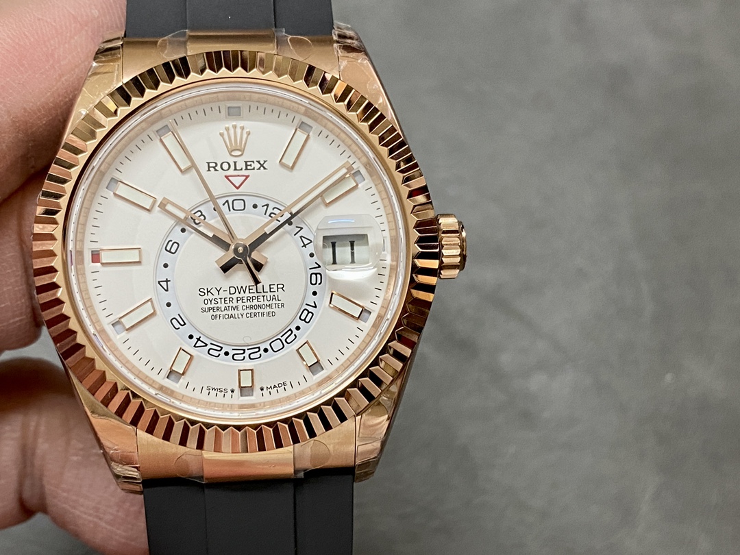 Rolex Sky Dweller m336235 0003 42MM