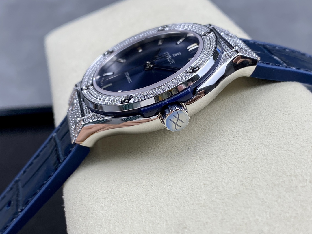 511.NX.7170.LR Hublot Classic Fusion Diamond Automatic