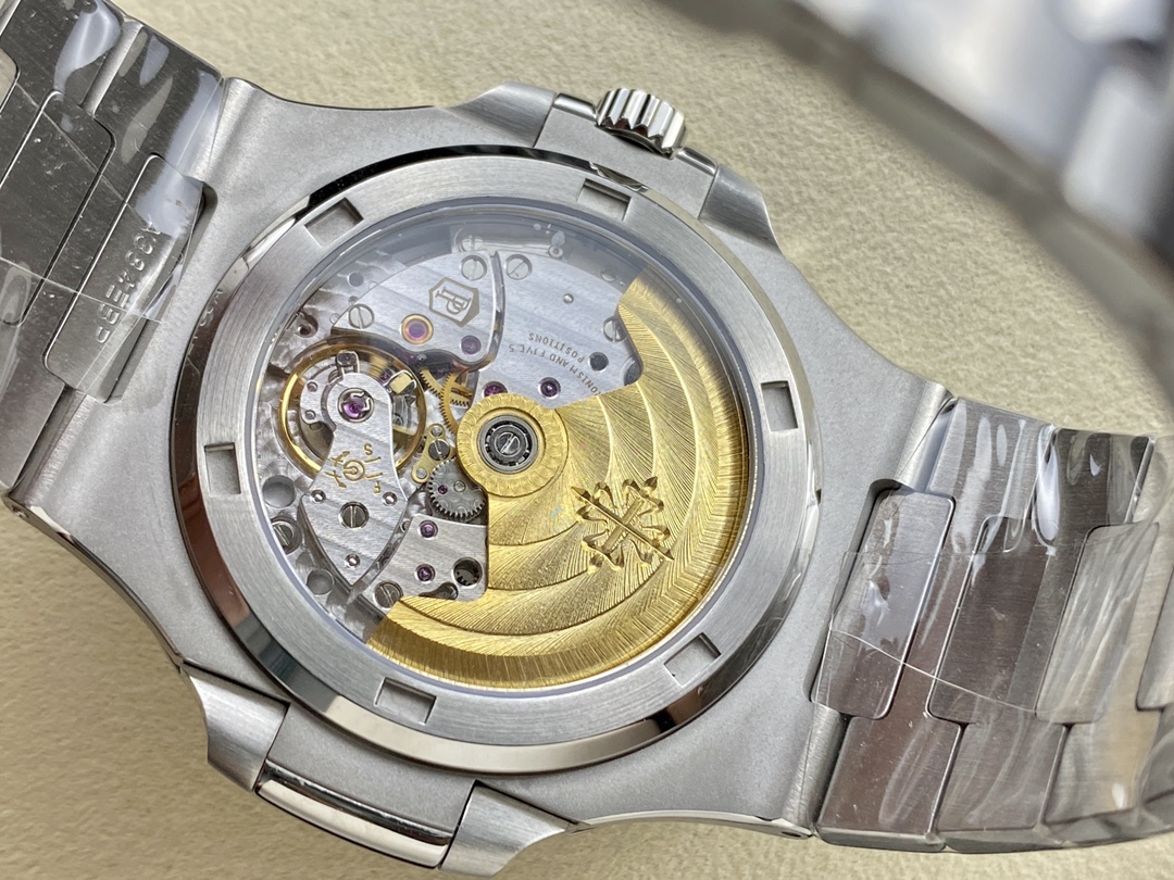 Replica Patek Philippe Nautilus 5711 1A Blue Dial 40mm Mens Watch