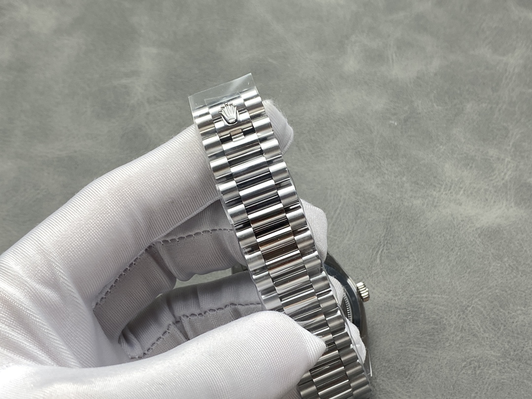 Rolex Day-Date 228239 Meteorite Grey Dial Fluted Bezel 40mm Mens Replica Watch