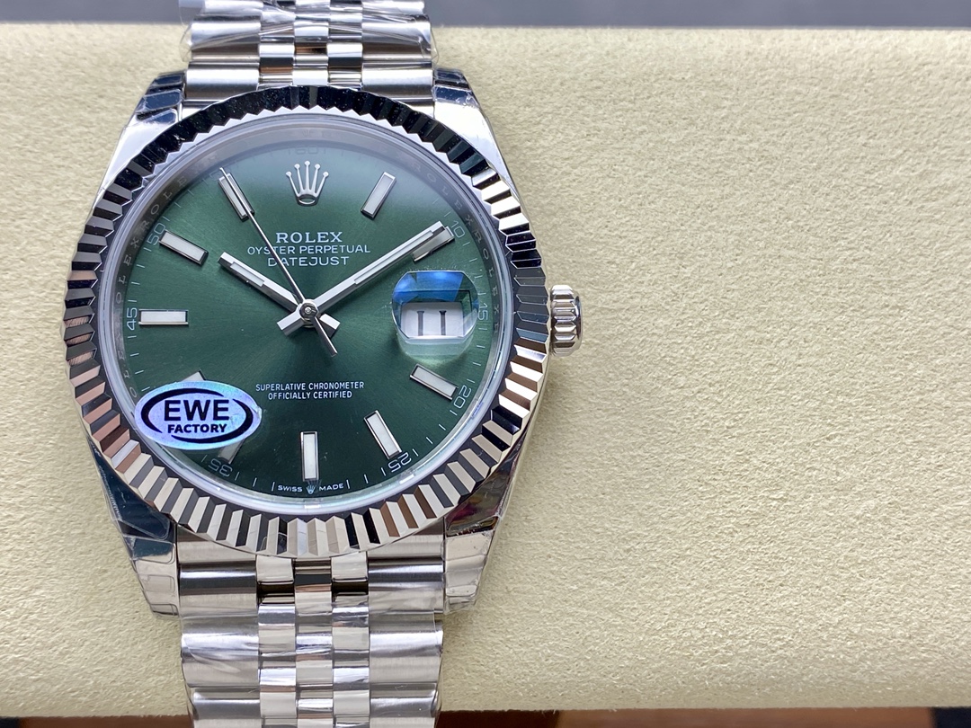 Rolex Datejust 126334 0028 41 Oystersteel and White Gold Mens Watch