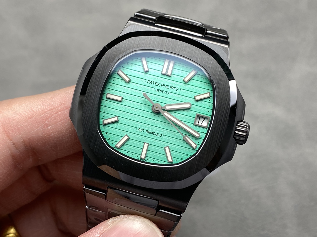 Patek Philippe Nautilus 5711 AET Green Dial Black Ceramic 40mm Men's Watch