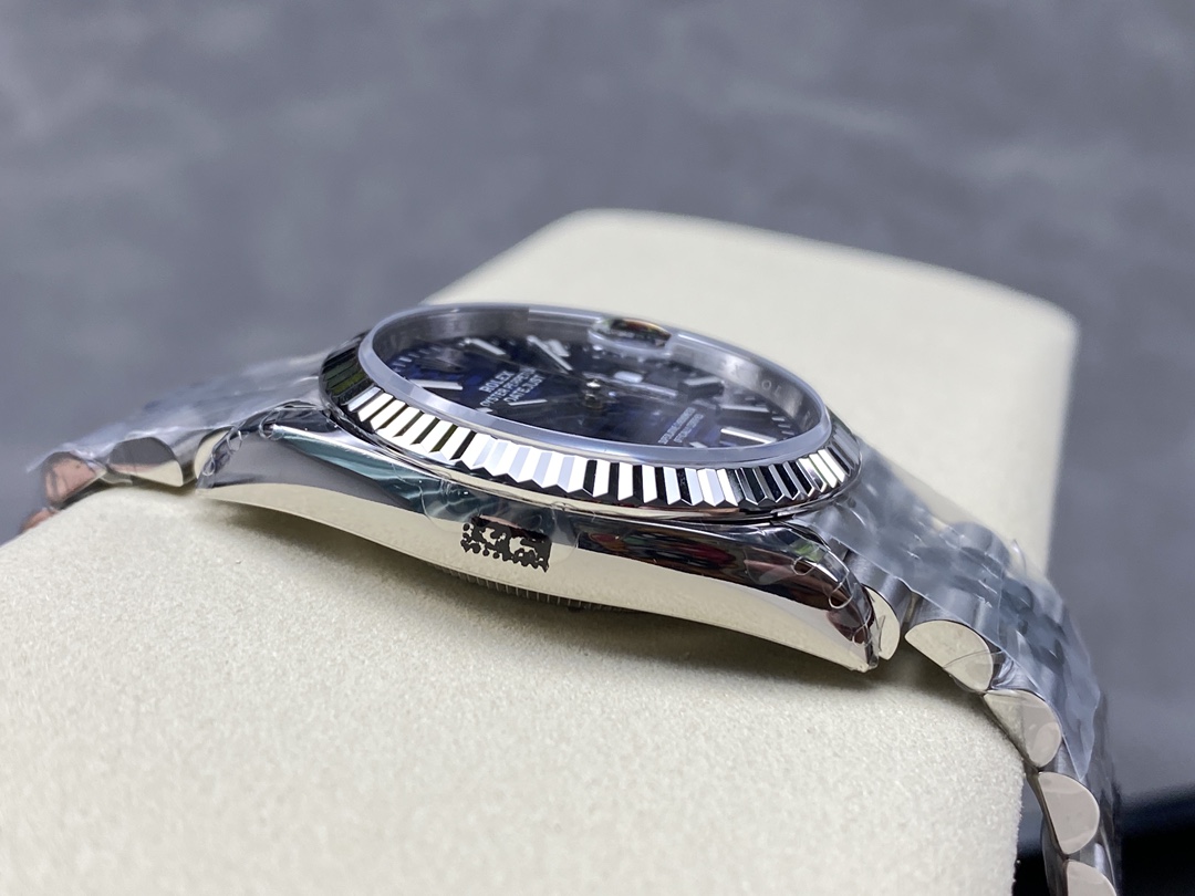 Rolex Datejust 126234 Fluted Bezel Blue Fluted Motif Dial 36MM Unisex Replica Watch