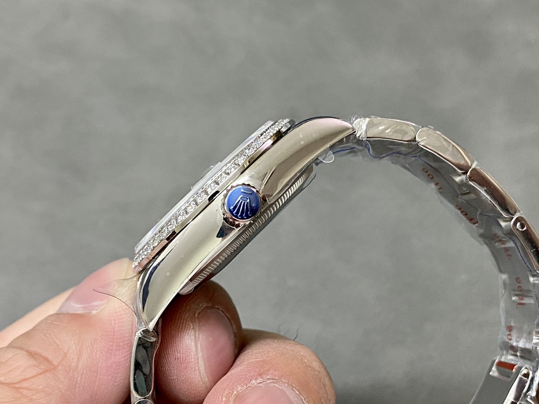 Rolex Datejust 36 White Gold & Diamonds Mint Green Dial M126284RBR 0044 Women's Watch