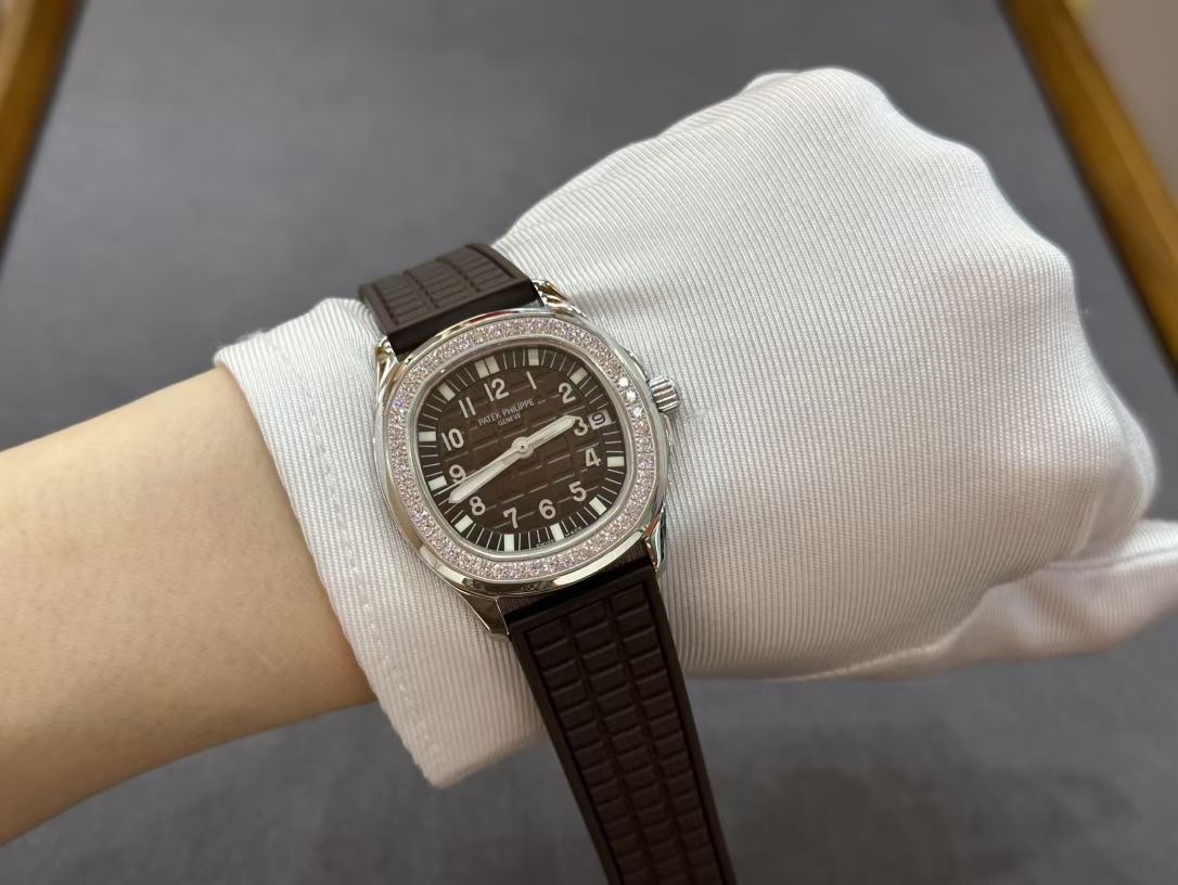 Replica Patek Philippe Aquanaut 5067A 023 Watch For Sale