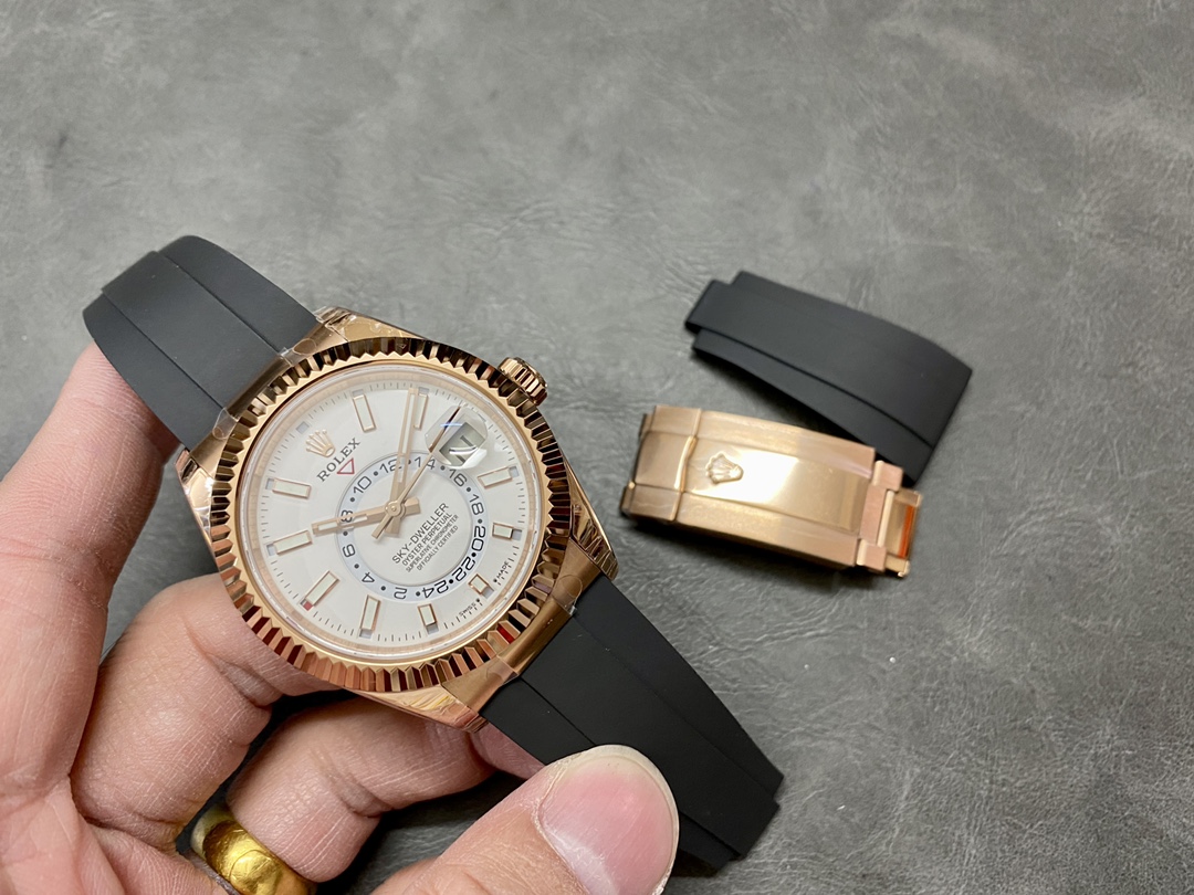 Rolex Sky Dweller m336235 0003 42MM