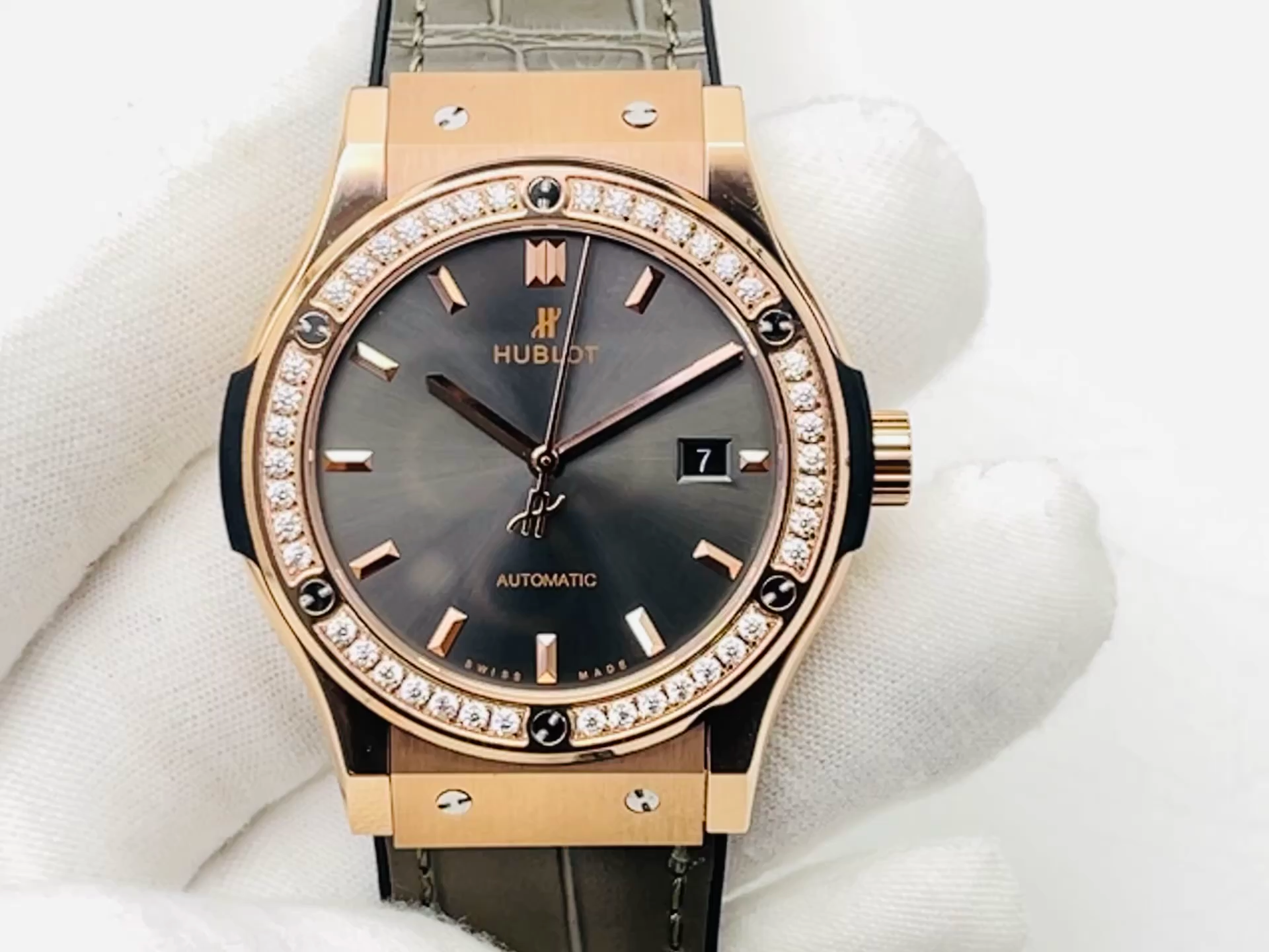 Hublot Classic Fusion King Gold 565.OX.7180.RX.1204 42mm