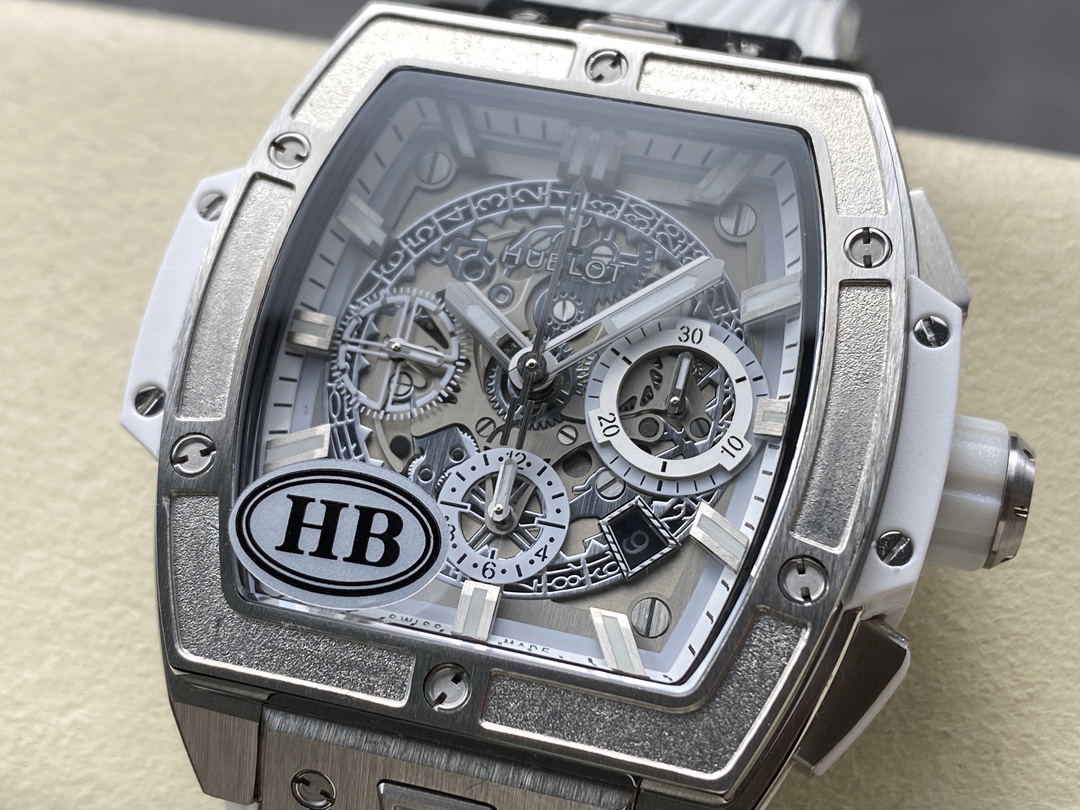 Hublot Spirit Of Big Bang Titanium White Diamonds 42mm 642.NE.2010.RW
