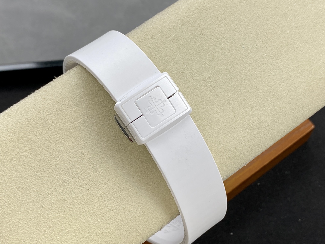 Patek Philippe Nautilus Pink Dial 5711 40MM Watch