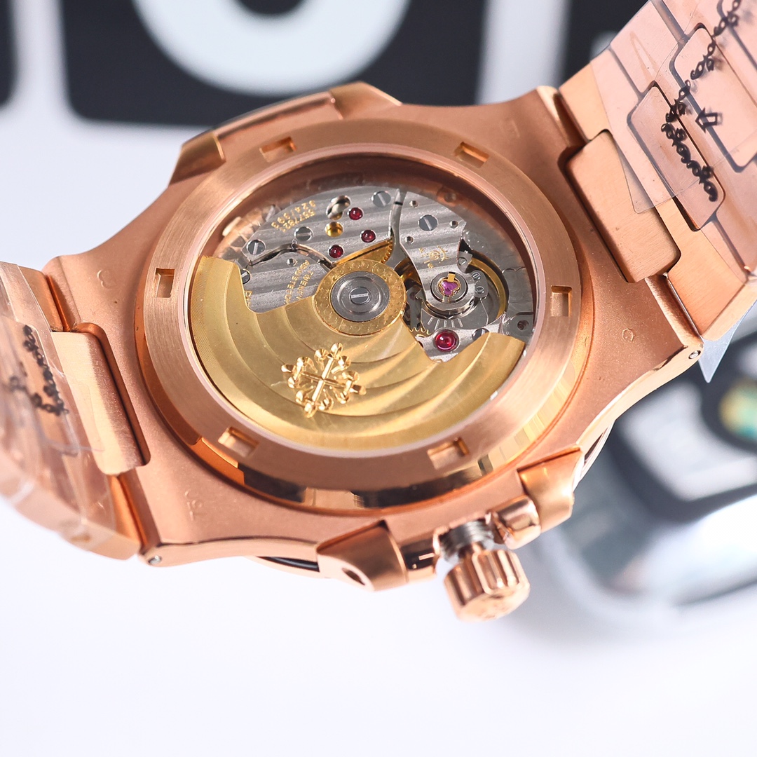 Replica Patek Philippe Nautilus 5723 112R 001 40mm Mens Watch