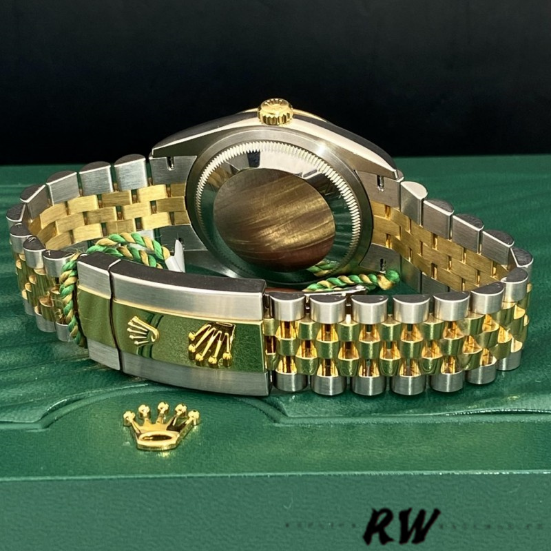 Rolex Datejust 126233 White MOP Diamond Dial Fluted Bezel 36MM Unisex Replica Watch