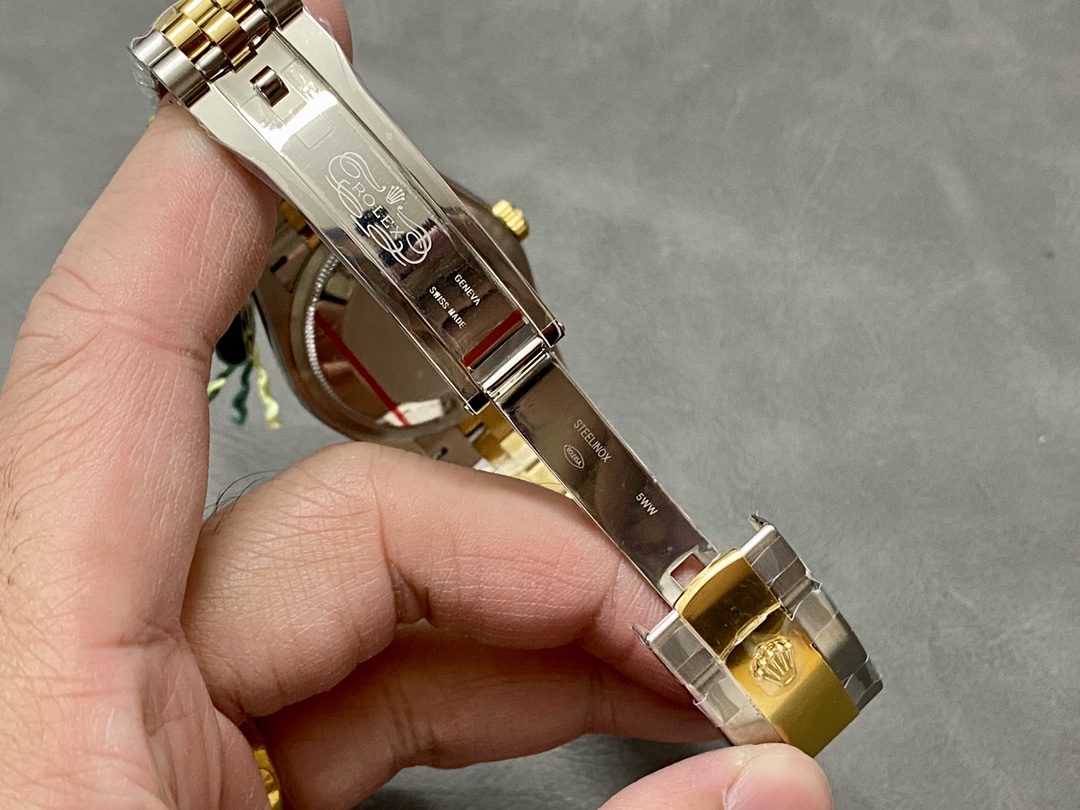 Rolex Datejust 36 Yellow Gold & Diamonds Olive Green Diamond Pave Roman Dial m126283rbr 0011