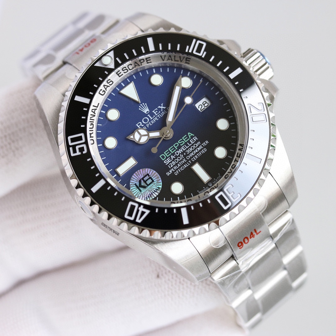 Rolex Sea-Dweller Deepsea 136660 0005 Stainless Steel Black Blue Dial 44MM Mens Replica Watch