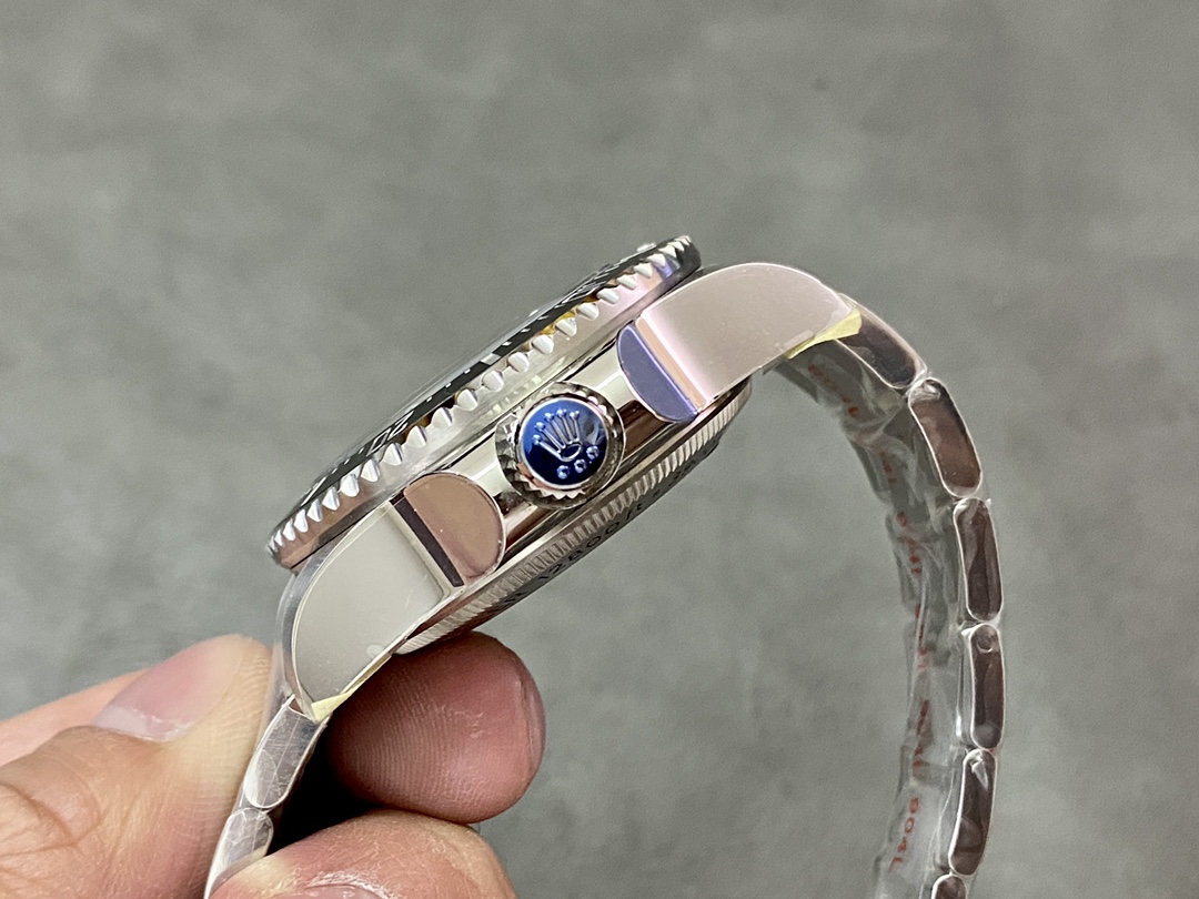 Rolex Deepsea 126660 Black Dial Oyster Steel 44mm Mens replica watch