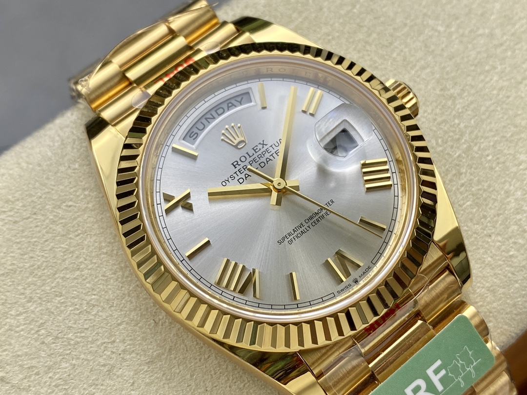 Rolex Day-Date 228238 Silver Roman Dial Fluted Bezel 40mm Mens Replica Watch