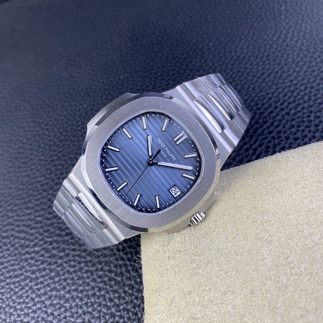 Patek Philippe Nautilus Self Winding Watch 5811 1G 001 Replica Watch