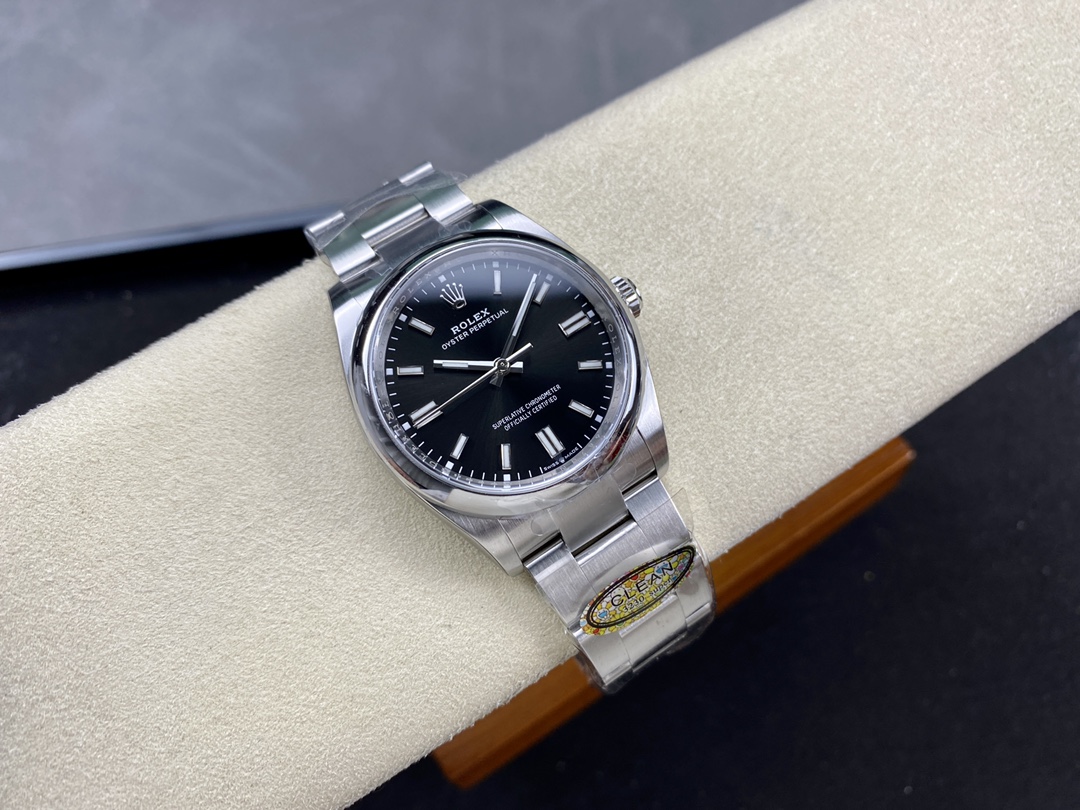 Rolex Oyster Perpetual 36 Oystersteel 126000 0002