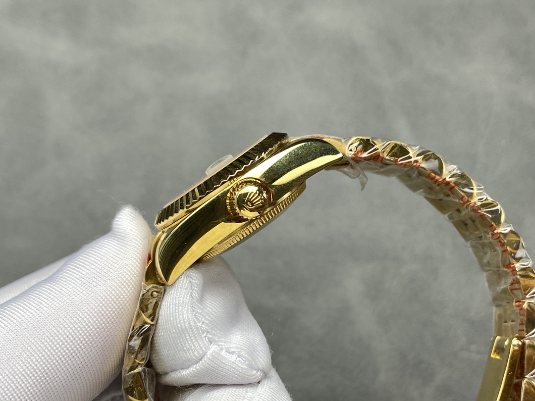 Rolex Datejust 279178 Champagne Diamond Dial Fluted Bezel 28mm Lady Replica Watch