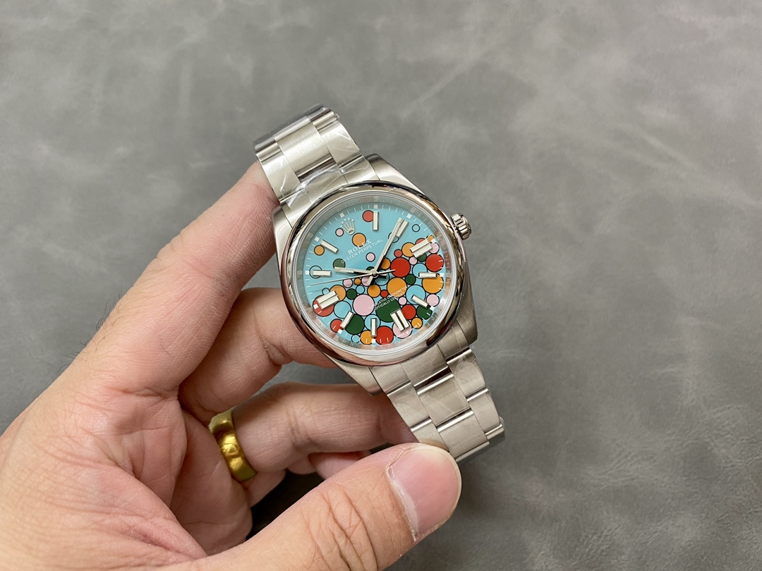 Rolex Oyster Perpetual 36 m126000 0009 Women's Watch