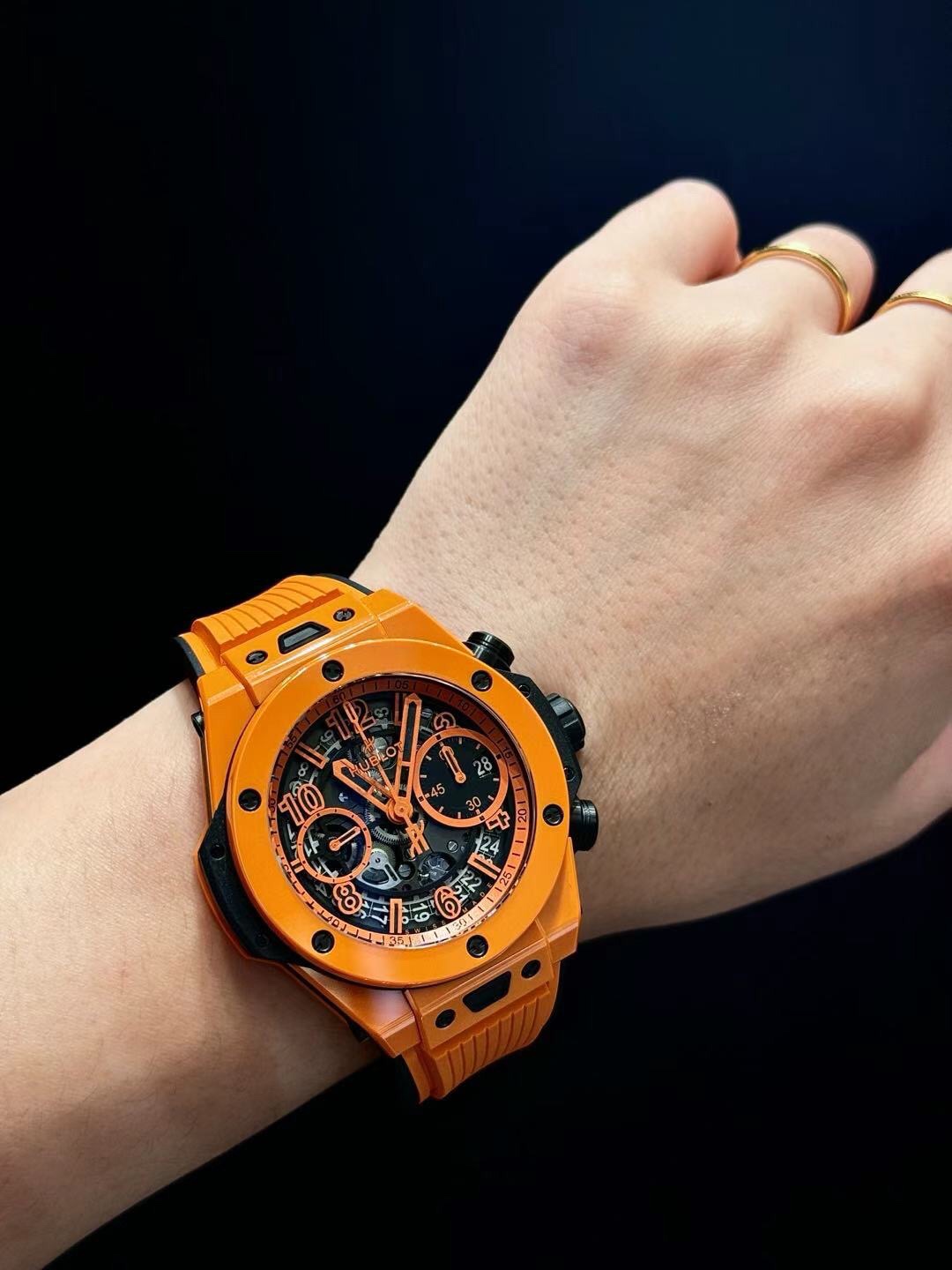 Hublot Big Bang Unico Orange Ceramic 42mm 441.CU.5910.RX