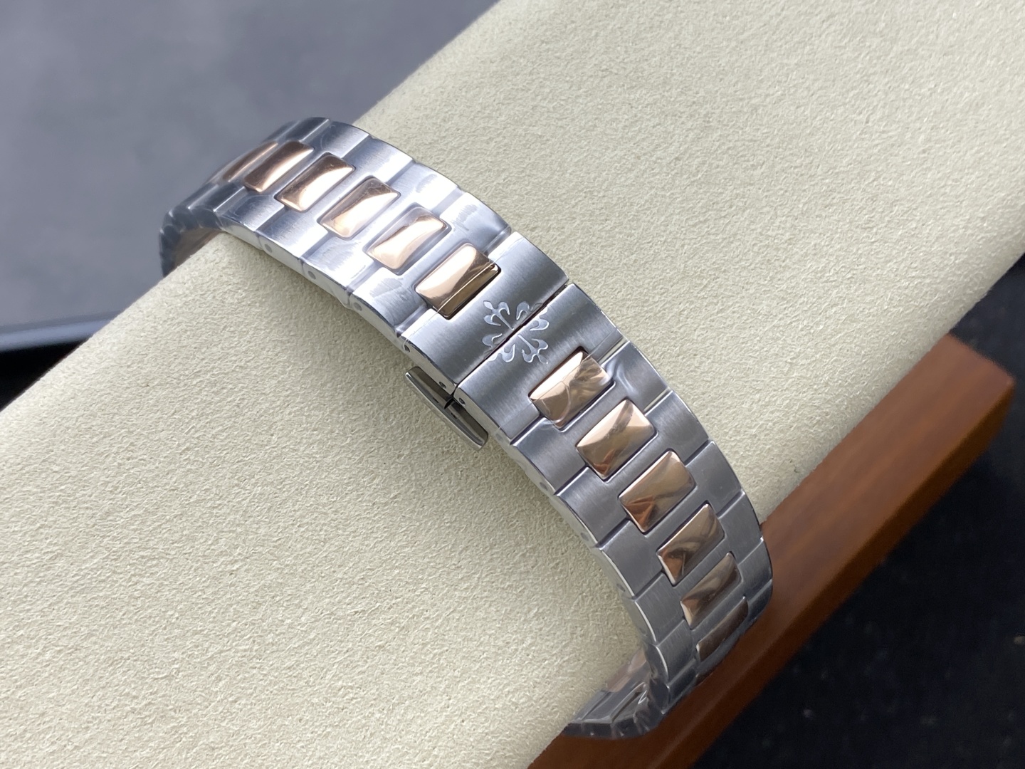 Patek Philippe Cubitus 5821/1AR-001 Stainless Steel Rose Gold Blue Dial Men's Watch