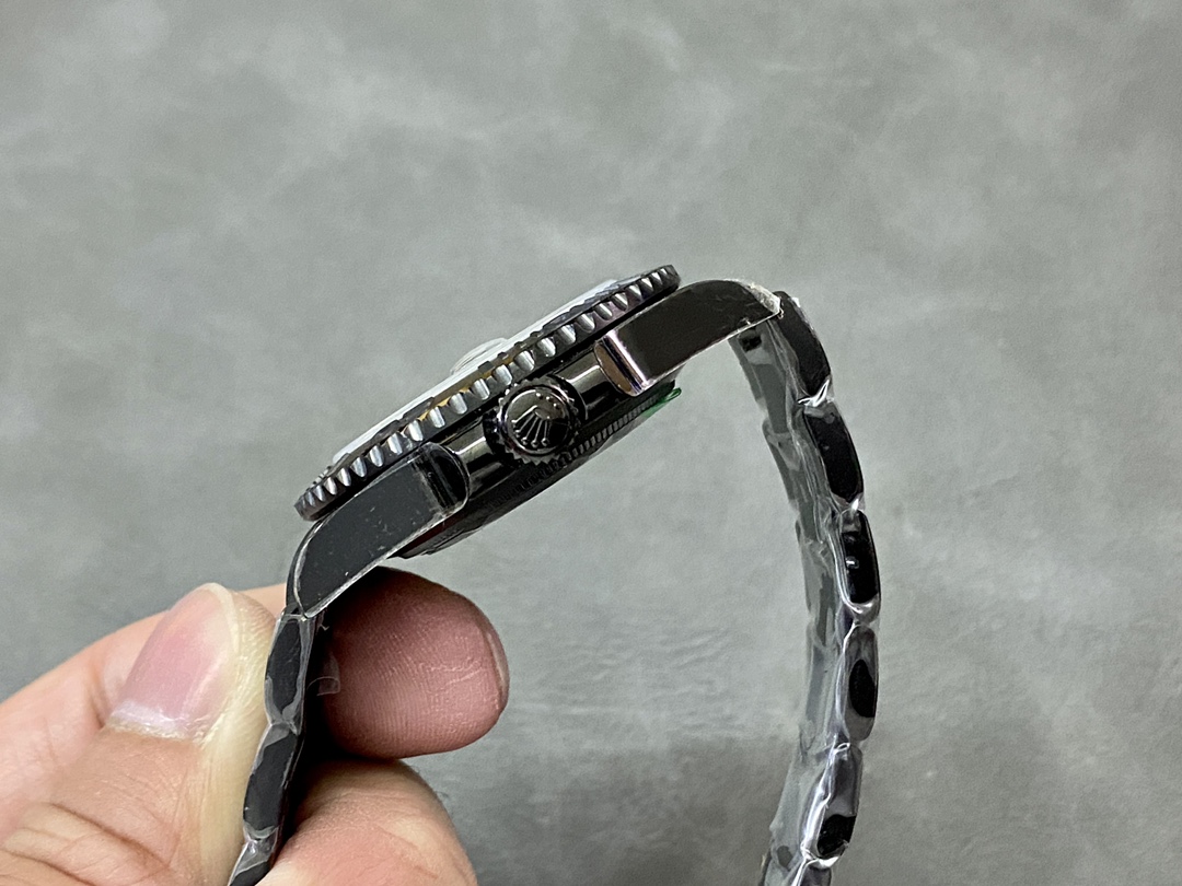 Rolex Yacht Master Steel Limited Edition 40mm 126622-0002 Black Venom Luxury Rebel