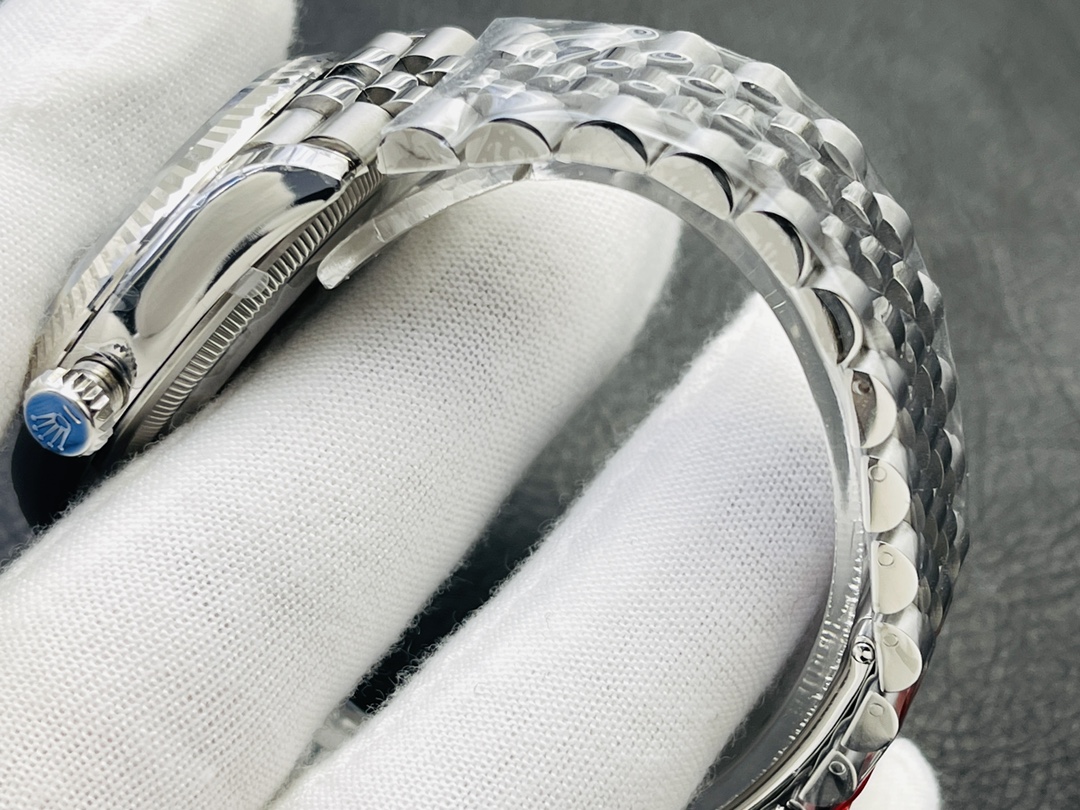 Rolex Datejust 126234 Fluted Bezel Black Index Dial 36MM Unisex Replica Watch