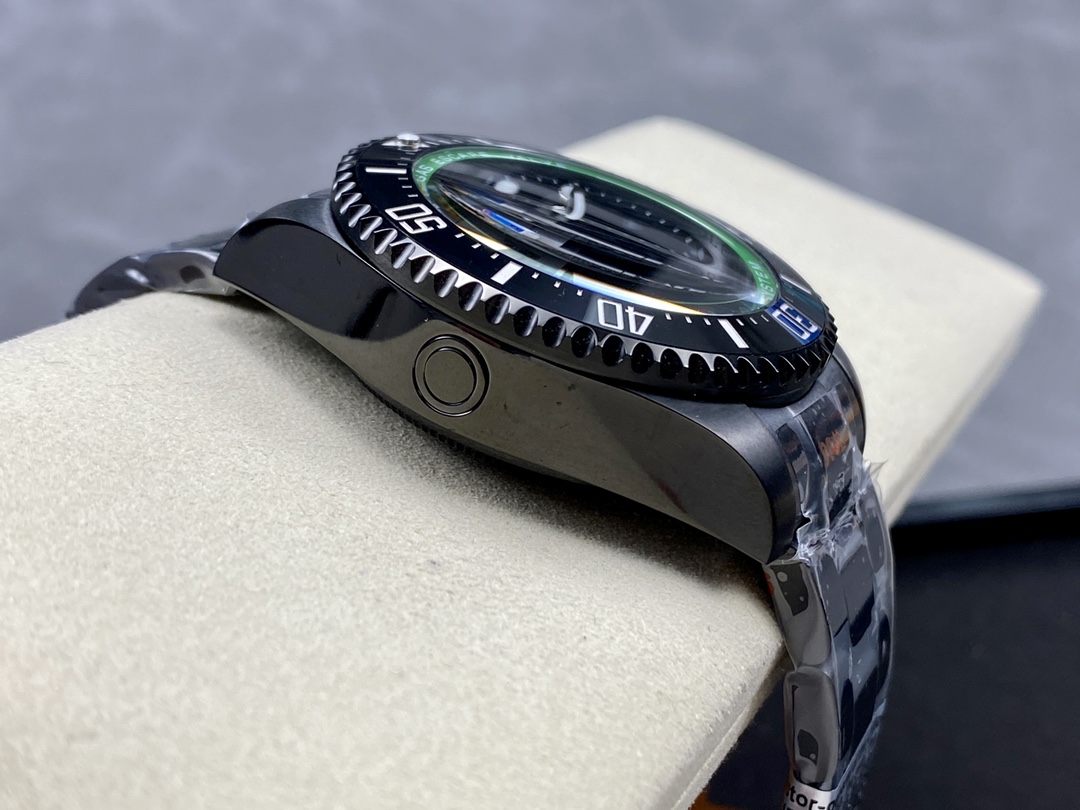 Rolex Sea Dweller Deepsea Mens Blaken Custom Edition 44mm