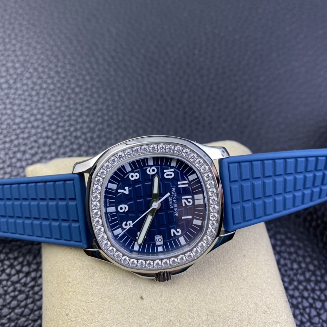 Replica Patek Philippe Aquanaut Blue 5067A 022 Watch For Sale