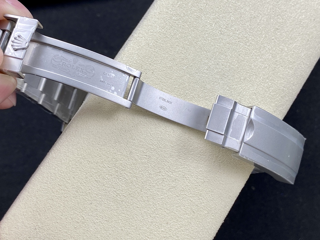 Rolex DIW Submariner Date Sandblasted  116610 Limited Edition Full 904L Grey Dial 40mm