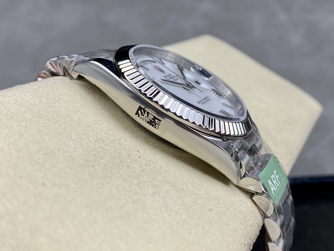 Rolex Day-Date 228239 White Roman Dial Fluted Bezel 40mm Mens Replica Watch
