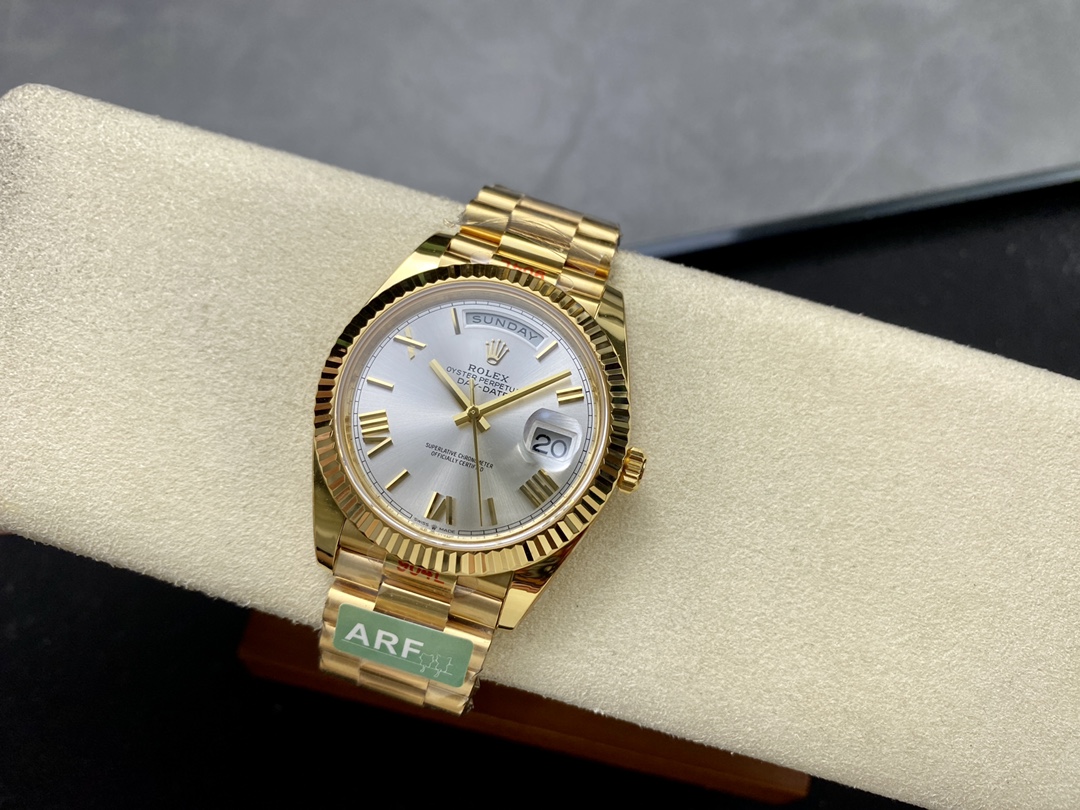 Rolex Day-Date 228238 Silver Roman Dial Fluted Bezel 40mm Mens Replica Watch