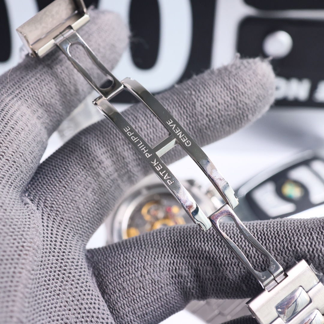 Replica Patek Philippe Nautilus 5711 113P 01 40mm Mens Watch