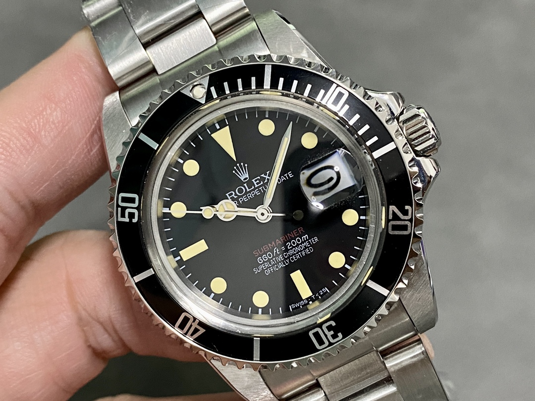 Rolex Submariner 1680 Stainless Steel Case Black Dial 40mm Mens Replica Watch