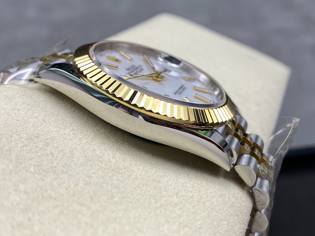 Rolex Datejust 126333 0016 White Index Jubilee 41mm Two Tone Steel