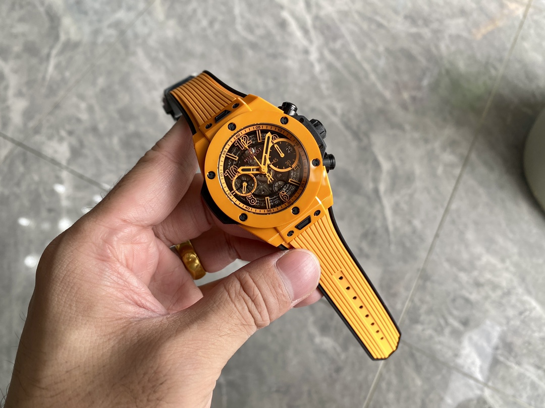Hublot Big Bang Unico Orange Ceramic 42mm 441.CU.5910.RX