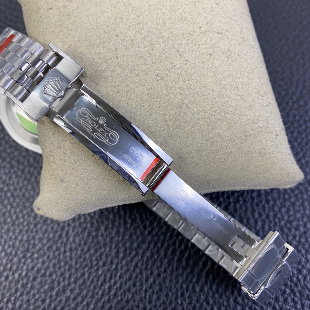 Rolex Submariner 116610LV Jubilee Bracelet 40mm Green Dial Men's Diver