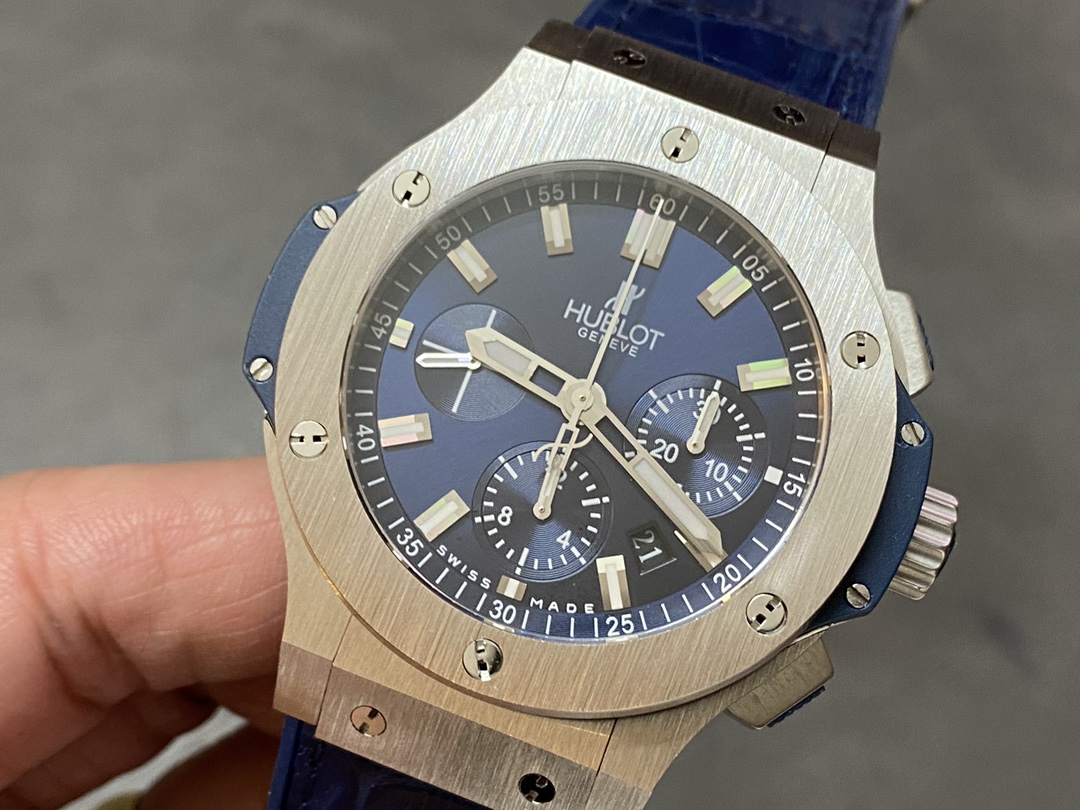 Hublot Big Bang 301.SX.7170.LR 44mm Mens