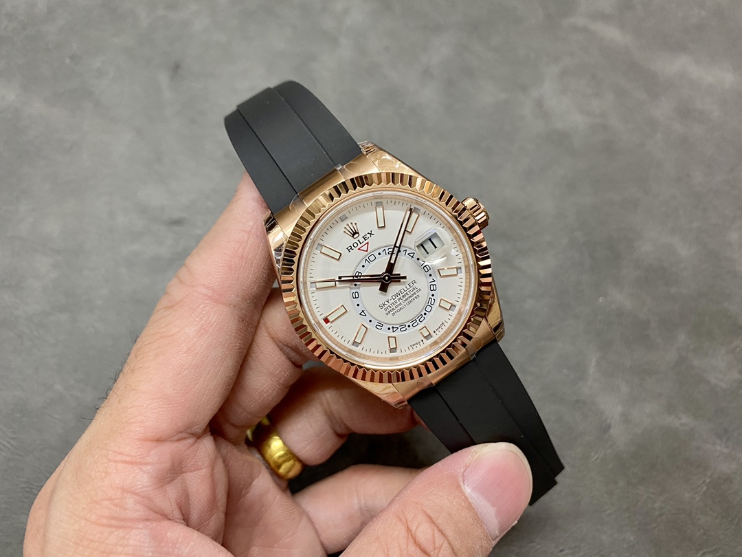 Rolex Sky Dweller m336235 0003 42MM