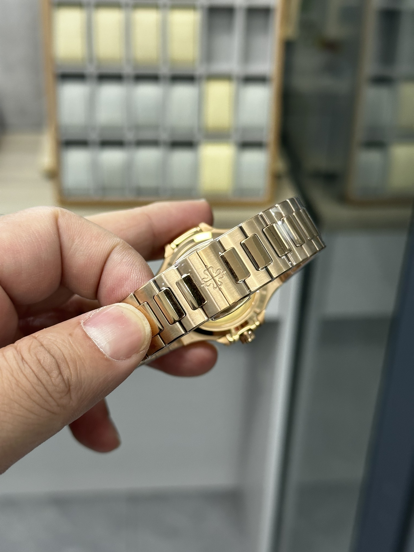 Patek Philippe Nautilus Ladies Rose Gold & Yellow Gold Silver Dial 7118 1R 001 35.2mm