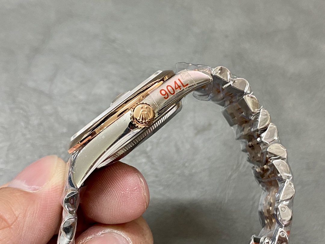 Rolex Datejust 36mm 126201 0038 Silver Palm Motif Dial Oyster Bracelet Watch