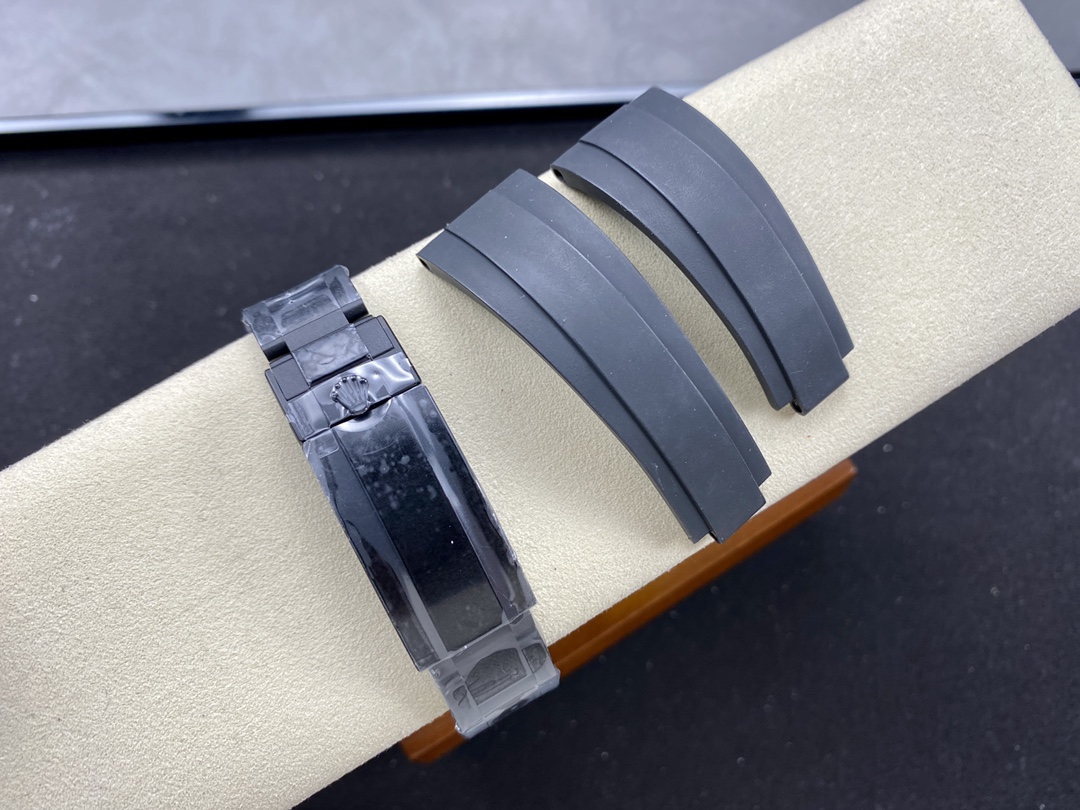 Rolex Submariner Diw 116610 PVD-DLC Stainless Steel Carbon Fiber Bezel Blue Dial