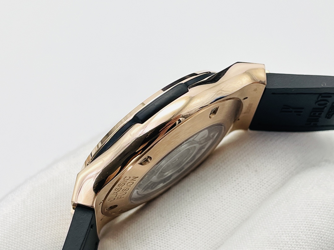 Hublot Classic Fusion 542.OX.1181.LR.1704 42mm