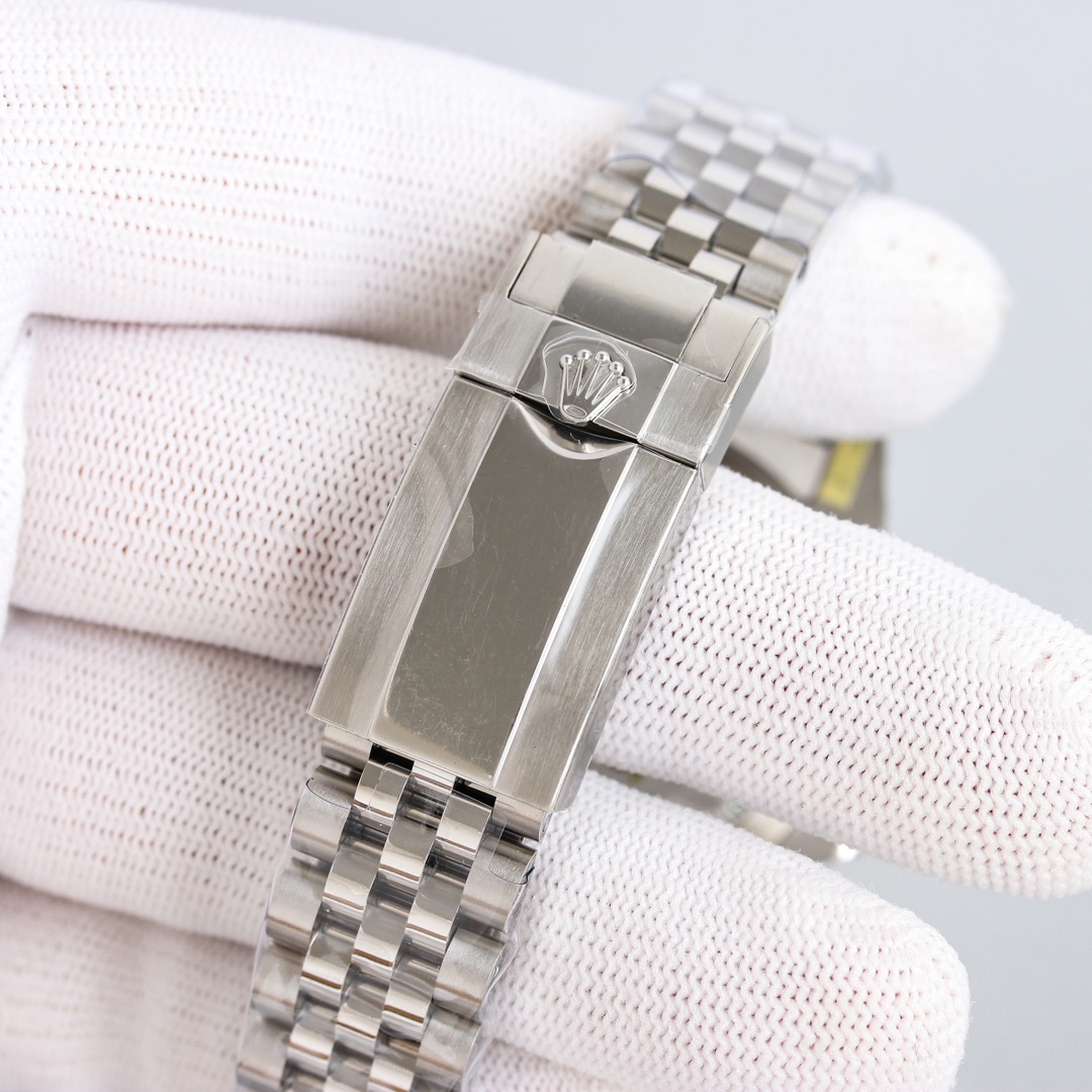 Rolex GMT-Master II 126710BLNR Black Dial Batman Bezel 40MM Mens Replica Watch