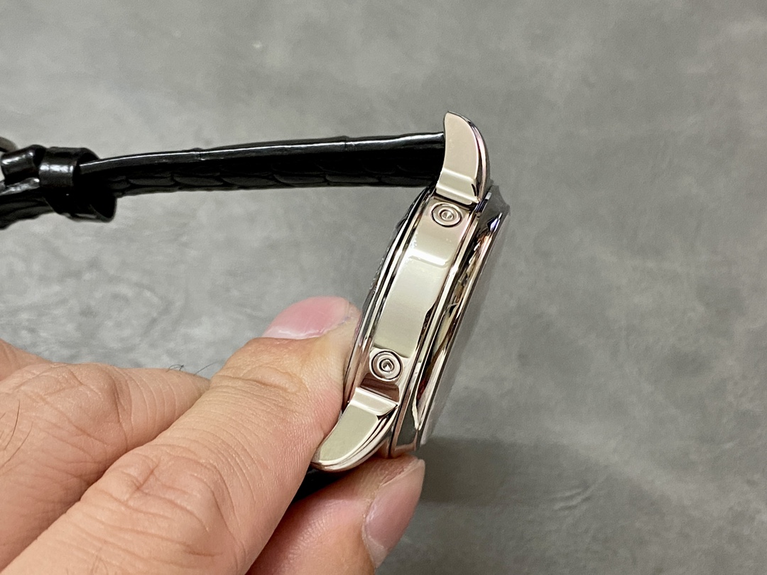 Patek Philippe Perpetual Calendar Chronograph Grand Complications 5970P 001