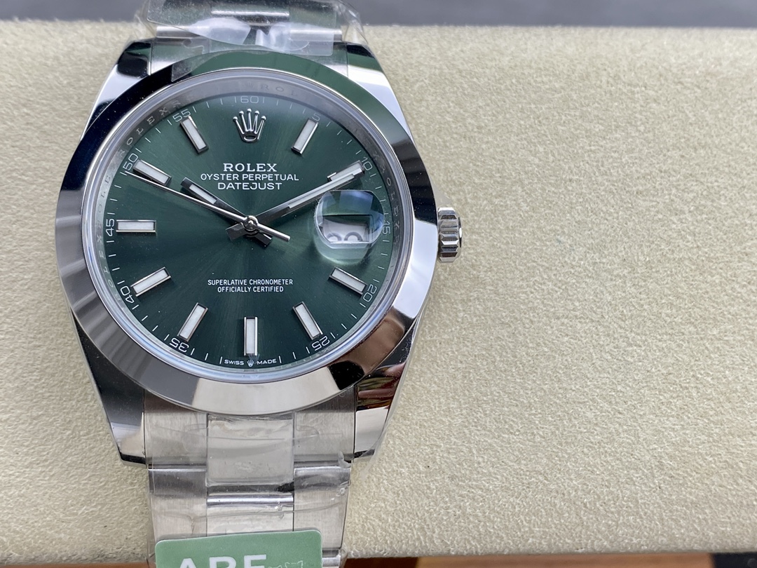 Rolex Datejust 41 Green Stick Dial Oyster m126300 0019 Men's Watch