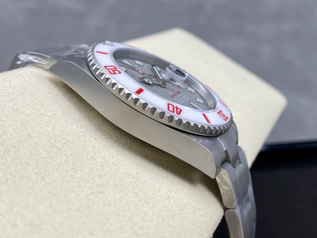 Rolex DIW Submariner Date Sandblasted  116610 Limited Edition Full 904L Grey Dial 40mm