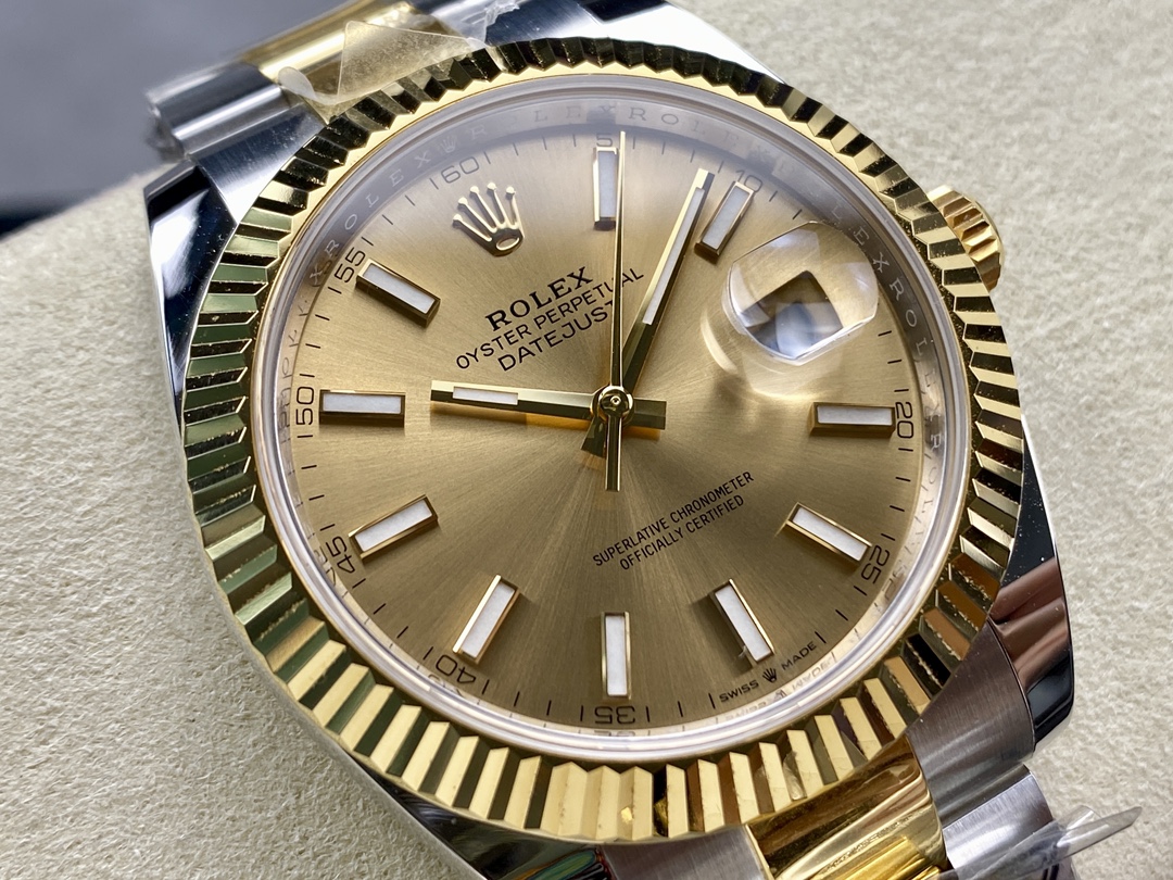 Rolex Datejust 126333 0009 Champagne Index Oyster 41mm Two Tone Steel