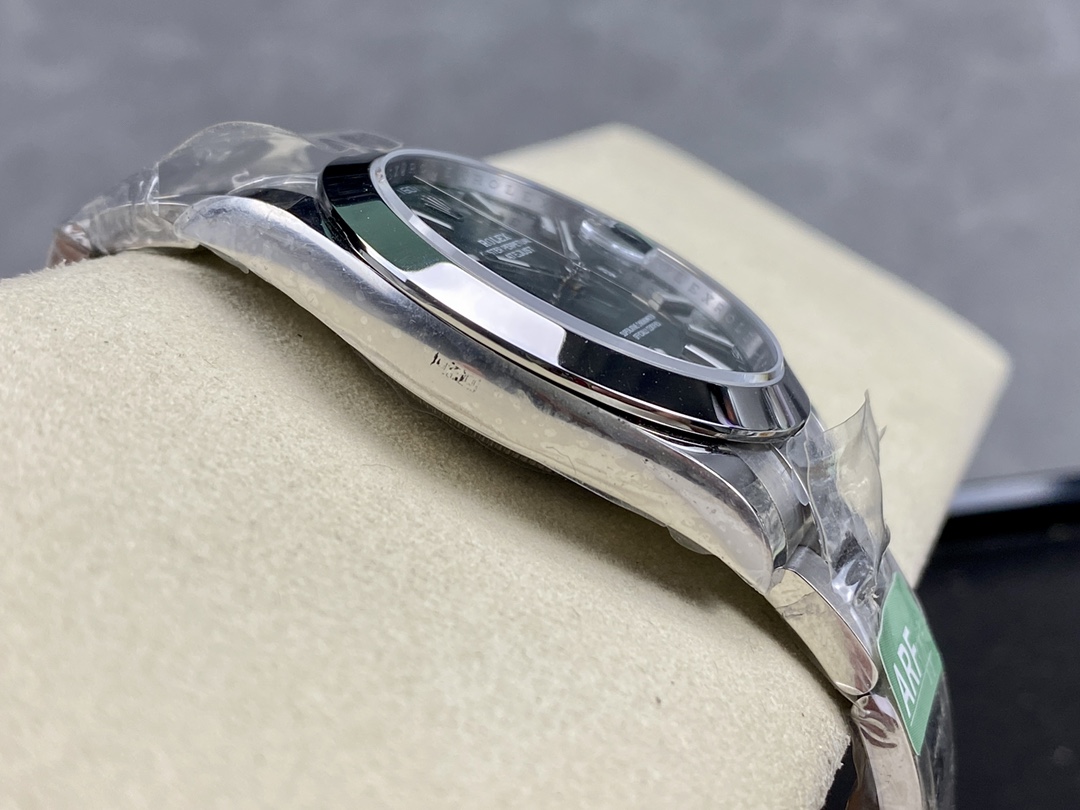 Rolex Datejust 41 Green Stick Dial Oyster m126300 0019 Men's Watch