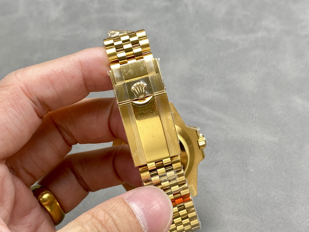 Rolex GMT Master II 40mm m126718grnr 0001 Oyster Bracelet Black Dial Mens Replica Watch